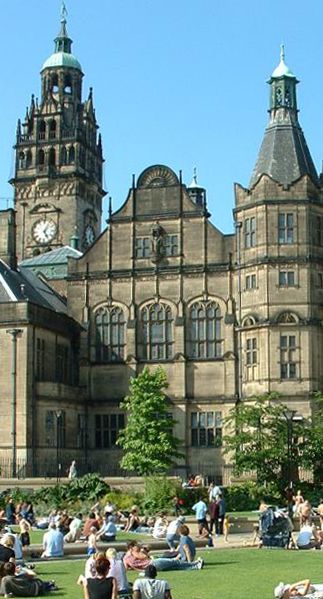 File:Sheffield Town Hall and The Peace Gardens.jpg