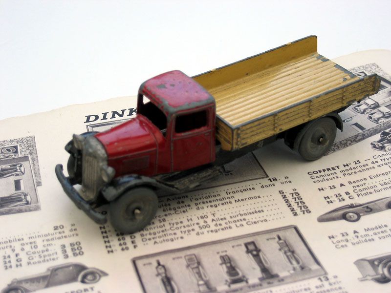 File:Dinky 25a.jpg