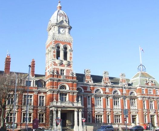 File:Eastbourne town hall.jpg