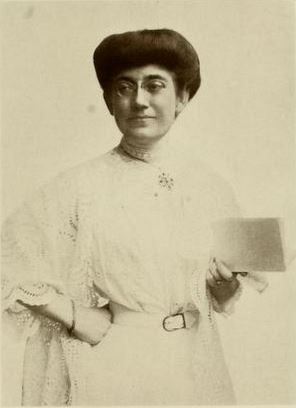 File:Florence Hayward, Kajiwara Photo.jpg