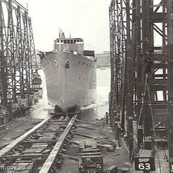 File:HMAS Dubbo launch (AWM 011737).jpg