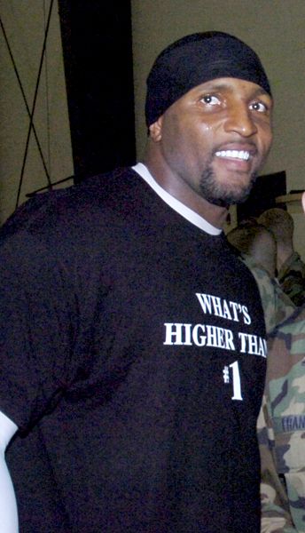 File:Ray Lewis at Andrews AFB 070821-F-0000J-002 crop.jpg