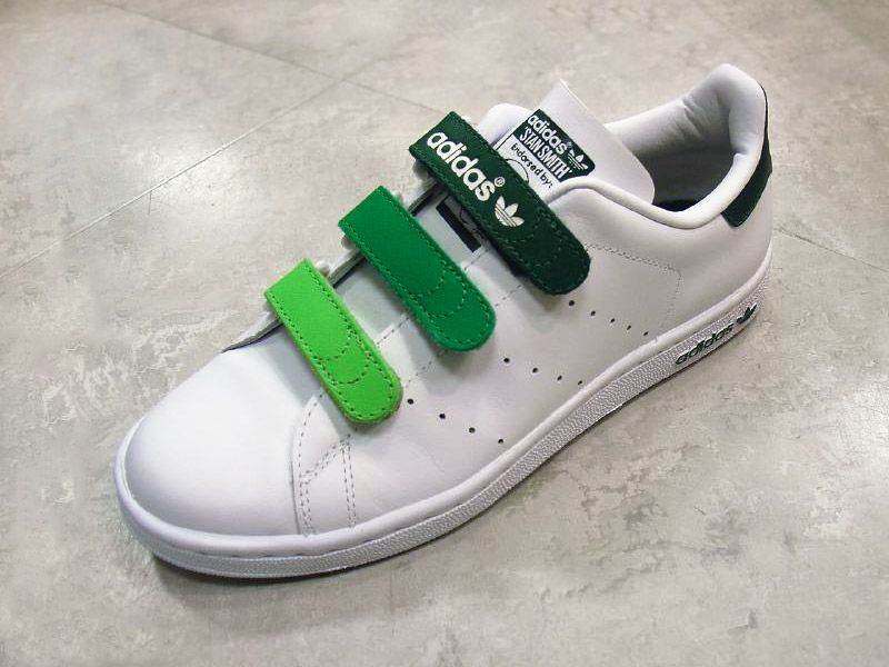 File:Sneakers velcro.jpg