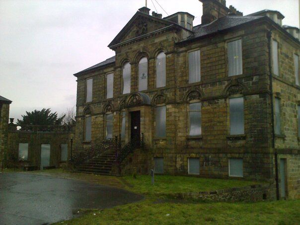 File:Cumbernauld House.jpg