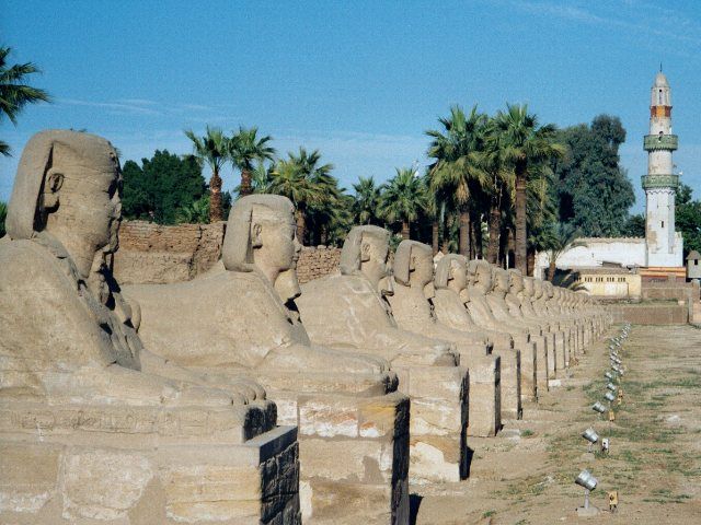 File:Egypt.LuxorTemple.03.jpg