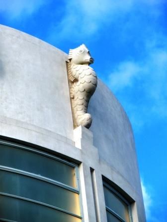 File:Eric Gill seahorse-Midland Hotel Morecombe.JPG