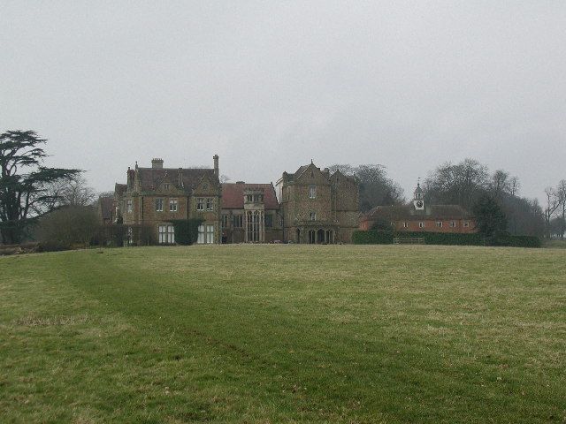 File:Fawsley Hall - geograph.org.uk - 125106.jpg