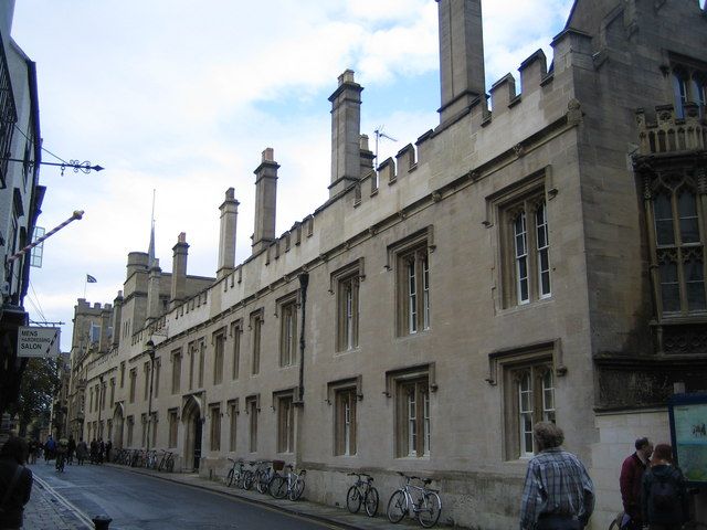 File:Oxford- Lincoln College SP5106.jpg