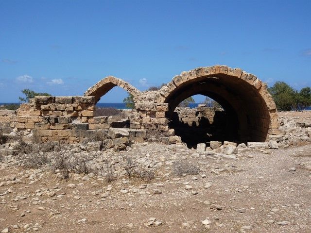 File:Ptolemais Byzantine Cistern.JPG