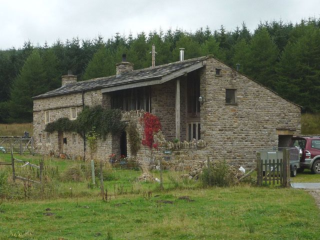 File:Reachey Farmhouse, Garsdale.jpg