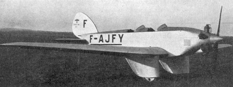 File:Albert A.60 at L'Aerophile Salon 1932.jpg