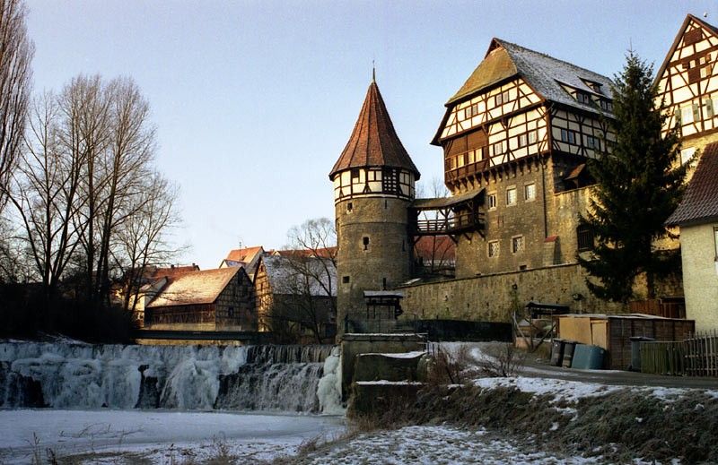 File:Balingen zollernschloss.jpg