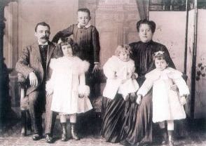 File:Bartholomew Sacarello and family.jpg