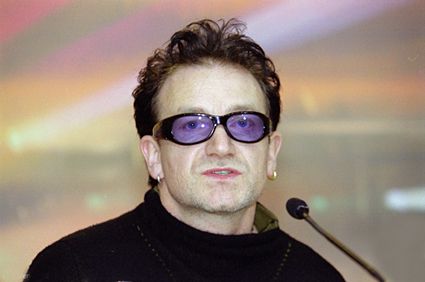 File:Bono U2 at press conference 2000.jpeg