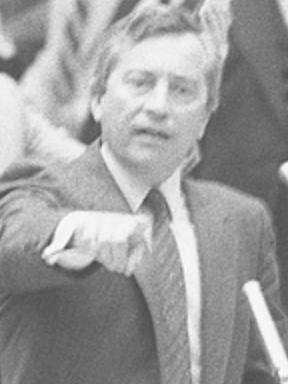 File:Edward Vrdolyak (1).png