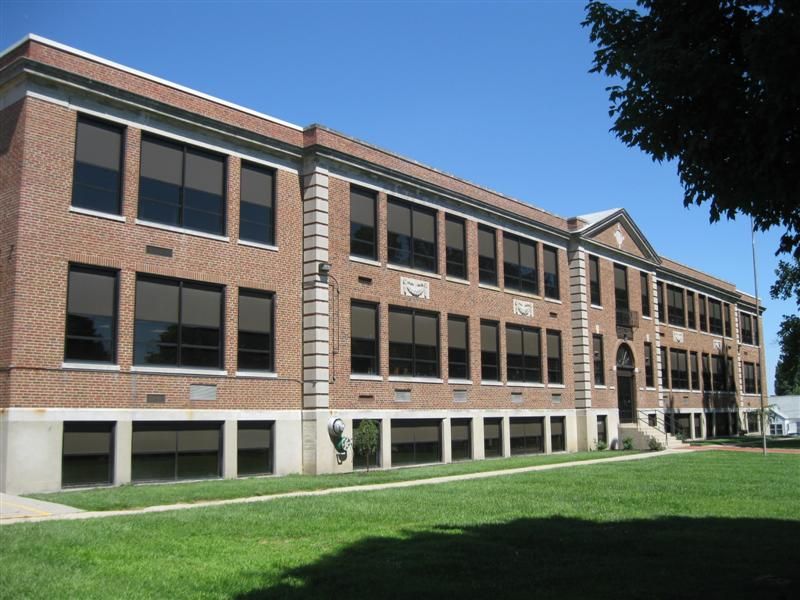 File:Mount Healthy High School (1).jpg