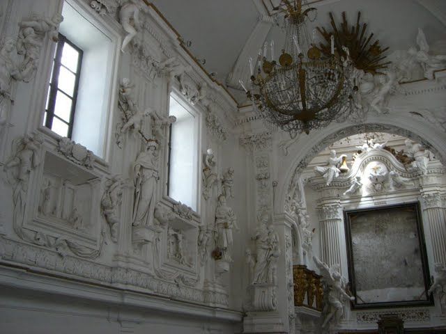 File:Oratorio di San Lorenzo.JPG