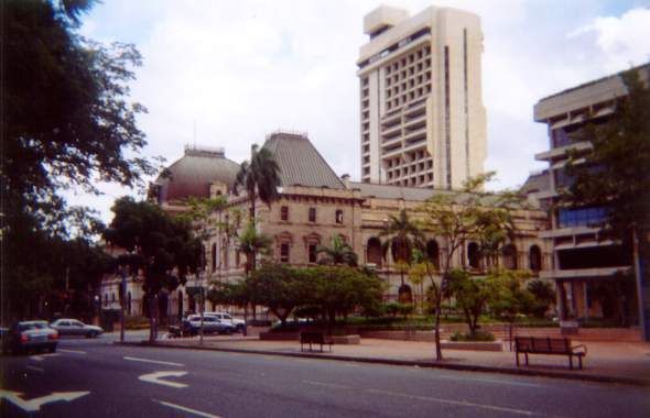 File:Qld-Parliament-House-and-Annex.jpg