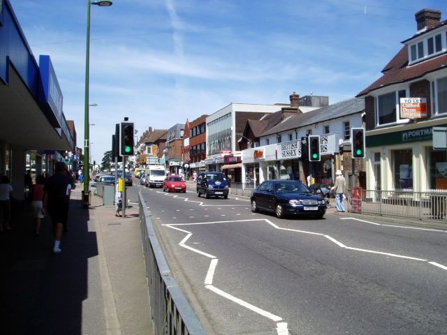 File:SouthRoadHaywardsHeath.jpg