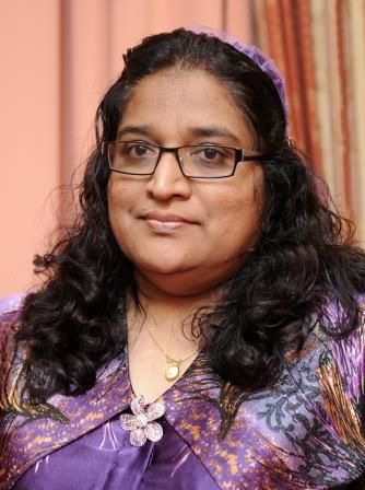 File:Aishath Azima Shakoor portrait 2013.jpg