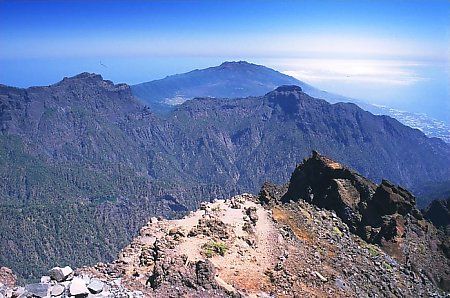 File:Caldera de Taburiente.jpg