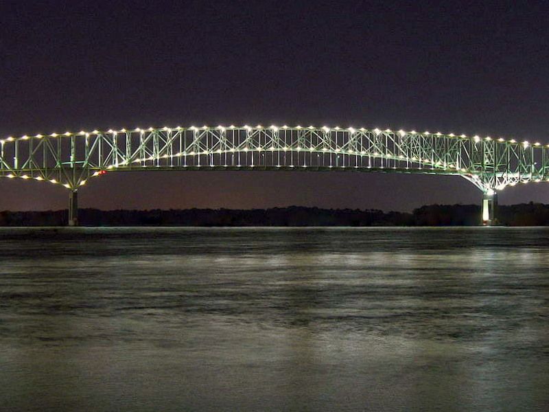 File:Hart bridge at night.jpg