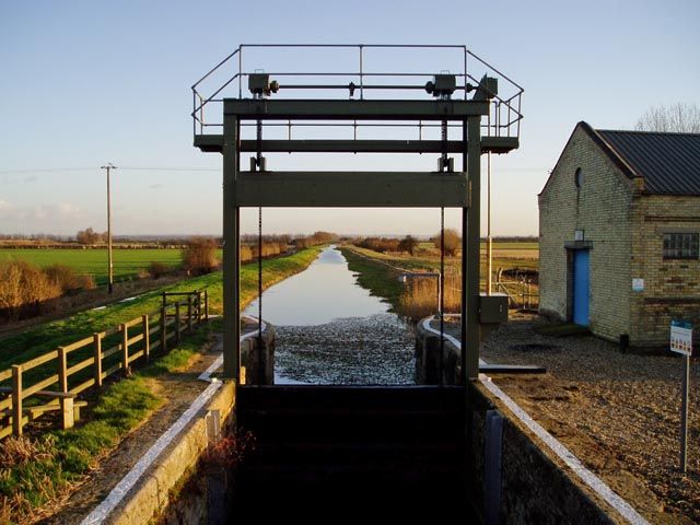 File:Swaffham Bulbeck Lode Lock.jpg