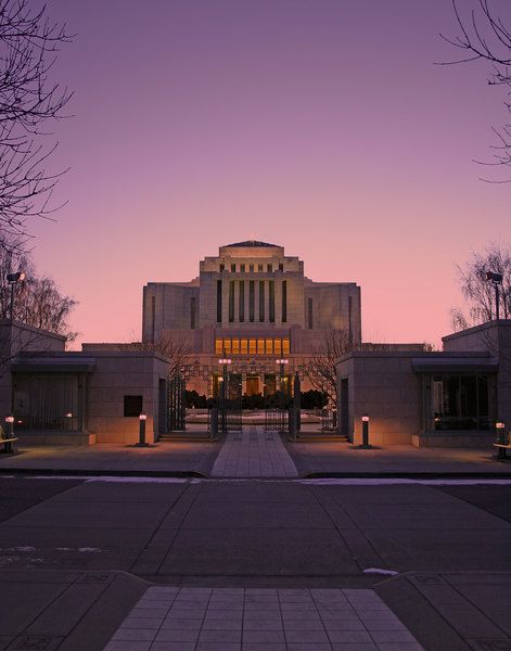 File:Cardston Alberta Canada Temple.jpg