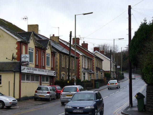 File:Clubland, Machen - geograph.org.uk - 307206.jpg