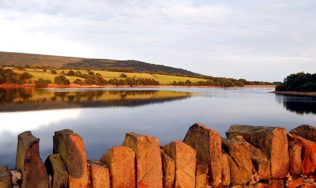 File:Yarrow Reservoir - geograph.org.uk - 303608.jpg