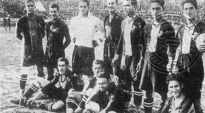 File:Barca equipo 1922.jpg