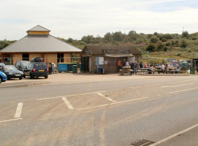 File:Caerphilly Mountain Snack Bar.jpg