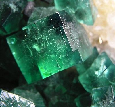 File:Fluorite-158761.jpg