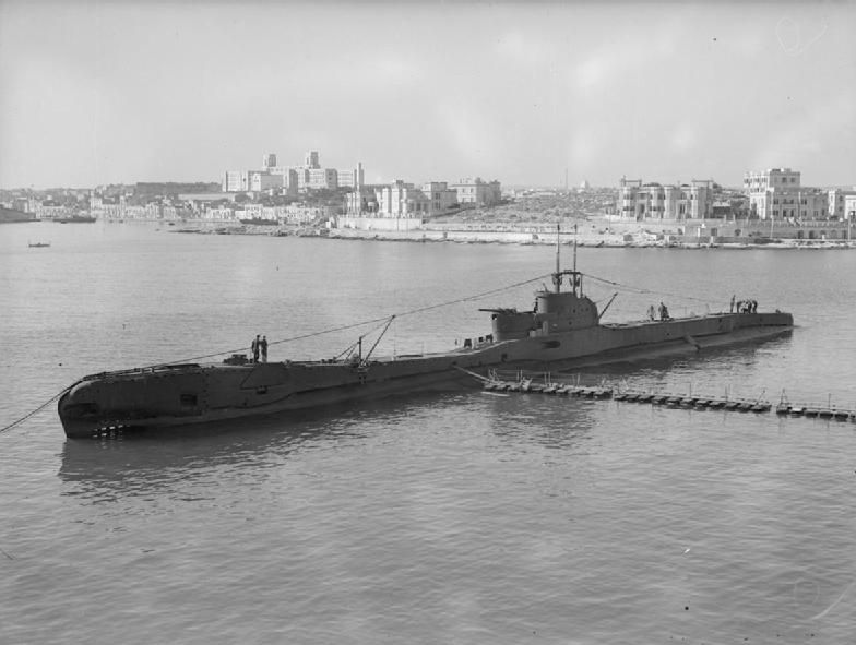 File:HMS Taku.jpg