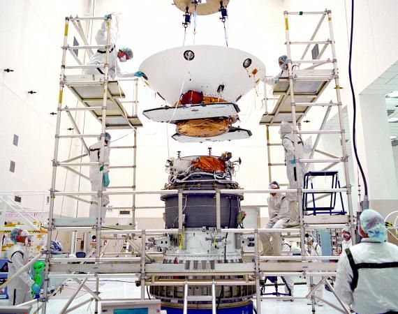 File:Mars Polar Lander prelaunch.jpg