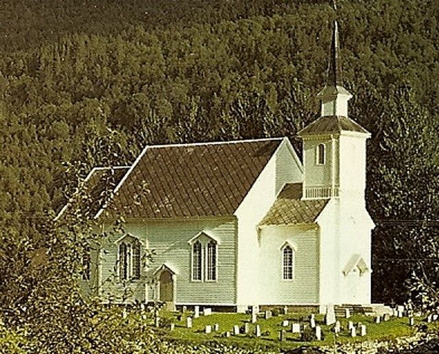 File:Nedstryn kirke.jpg