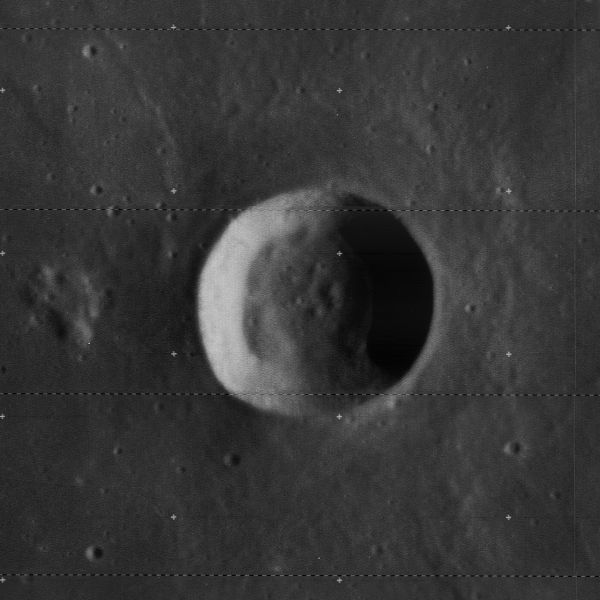 File:Nicollet crater 4120 h1.jpg