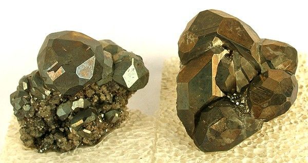 File:Pyrite-184668.jpg