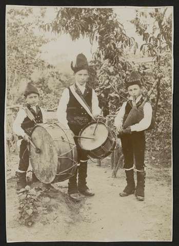 File:Trio Gaiteiros.jpg