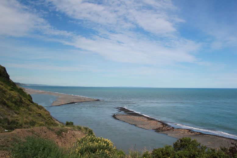 File:Where the Mohaka Meets the Ocean.jpg