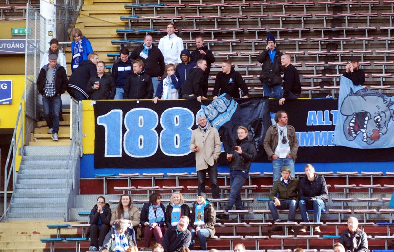 File:Gefle IF Supporters, 7 October 2012.jpg