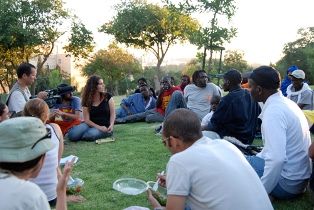 File:Meeting between Sudanese refugees and Israeli students.jpg