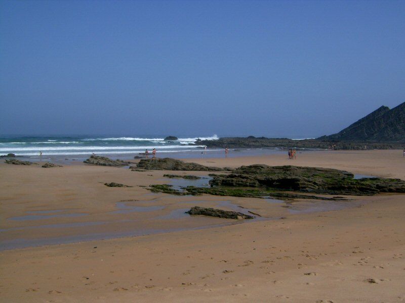 File:Praia da Amoreira.JPG