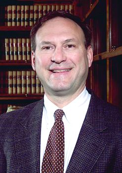 File:Samuel Alito Court of Appeals photo.jpg