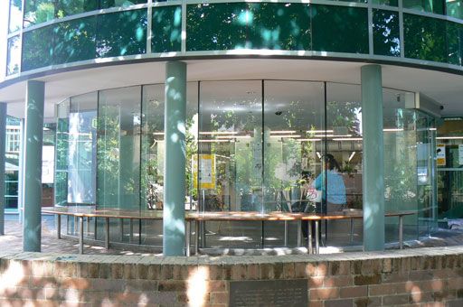 File:Stanton Library entrance2008.jpg