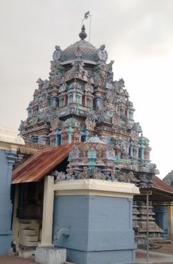 File:Vettakuditirimenialagartemple2.jpg