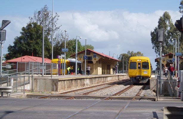 File:Woodville station.jpg