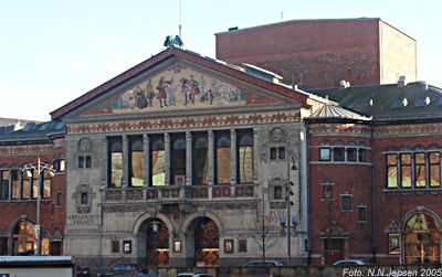 File:Aarhus Teater (2005).jpg