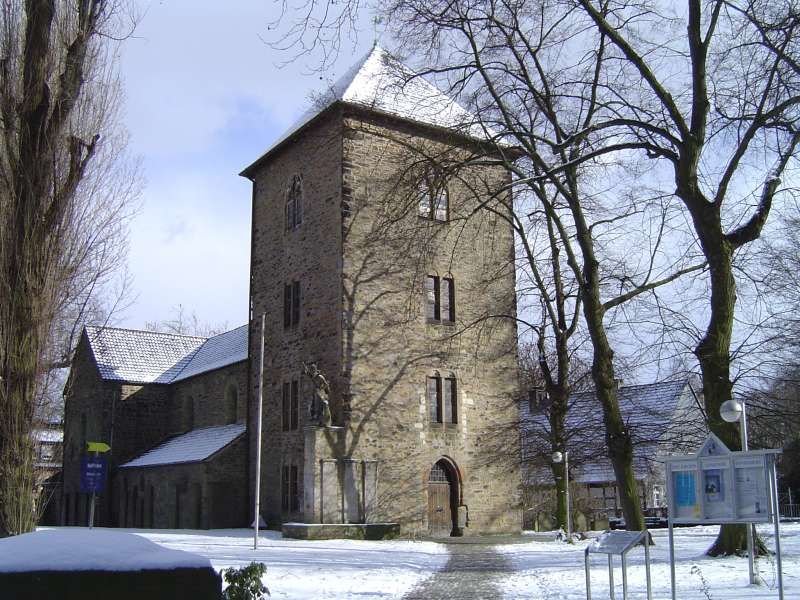 File:Aplerbeck Kirche St Georg.jpg