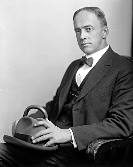 File:GovernorCliffWalker.jpg